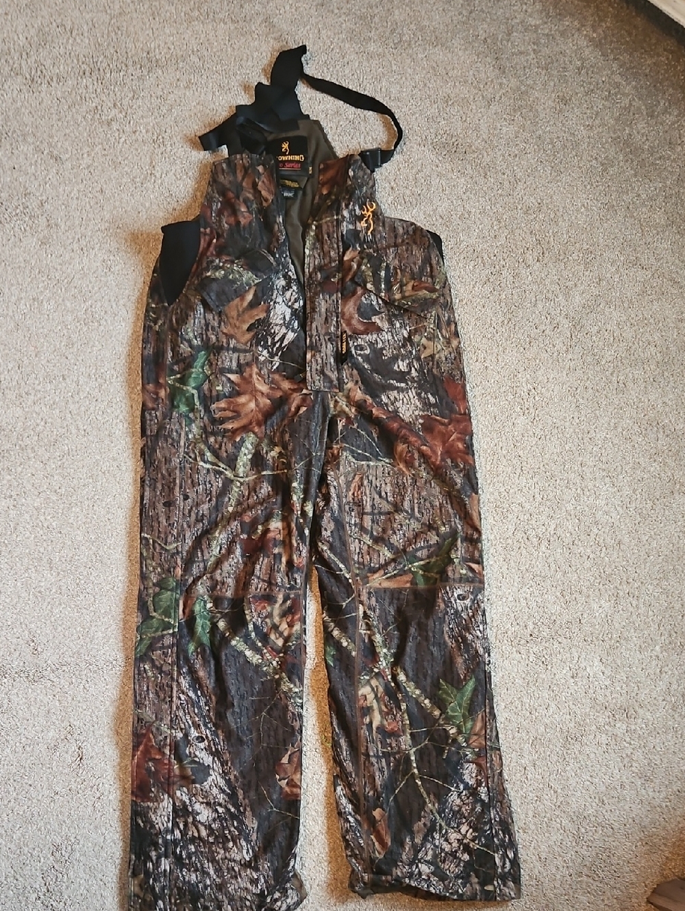Browning GORE-TEX Insulated Hunting Bibs Camo Men’s Medium Like New